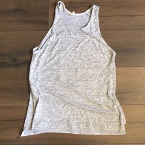 Aritzia Wilfred free tank shirt